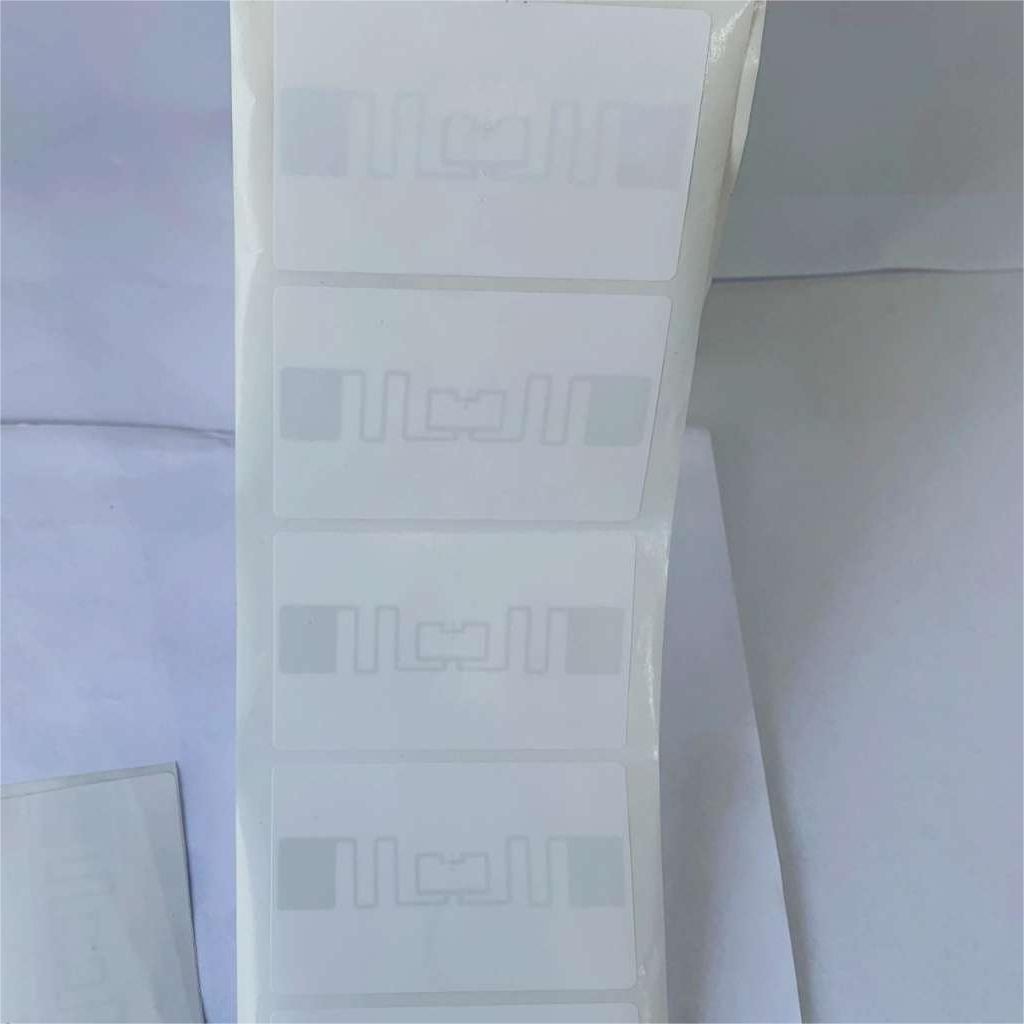 ستيكر UHF RFID طويل المدى 73.5x19.2mm
